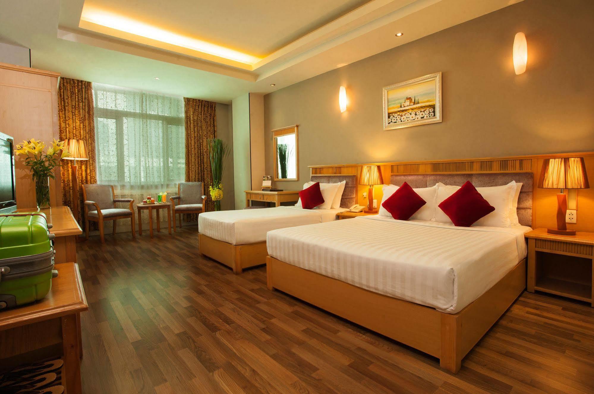Silverland Min Hotel Thành Pho Ho Chí Minh Esterno foto
