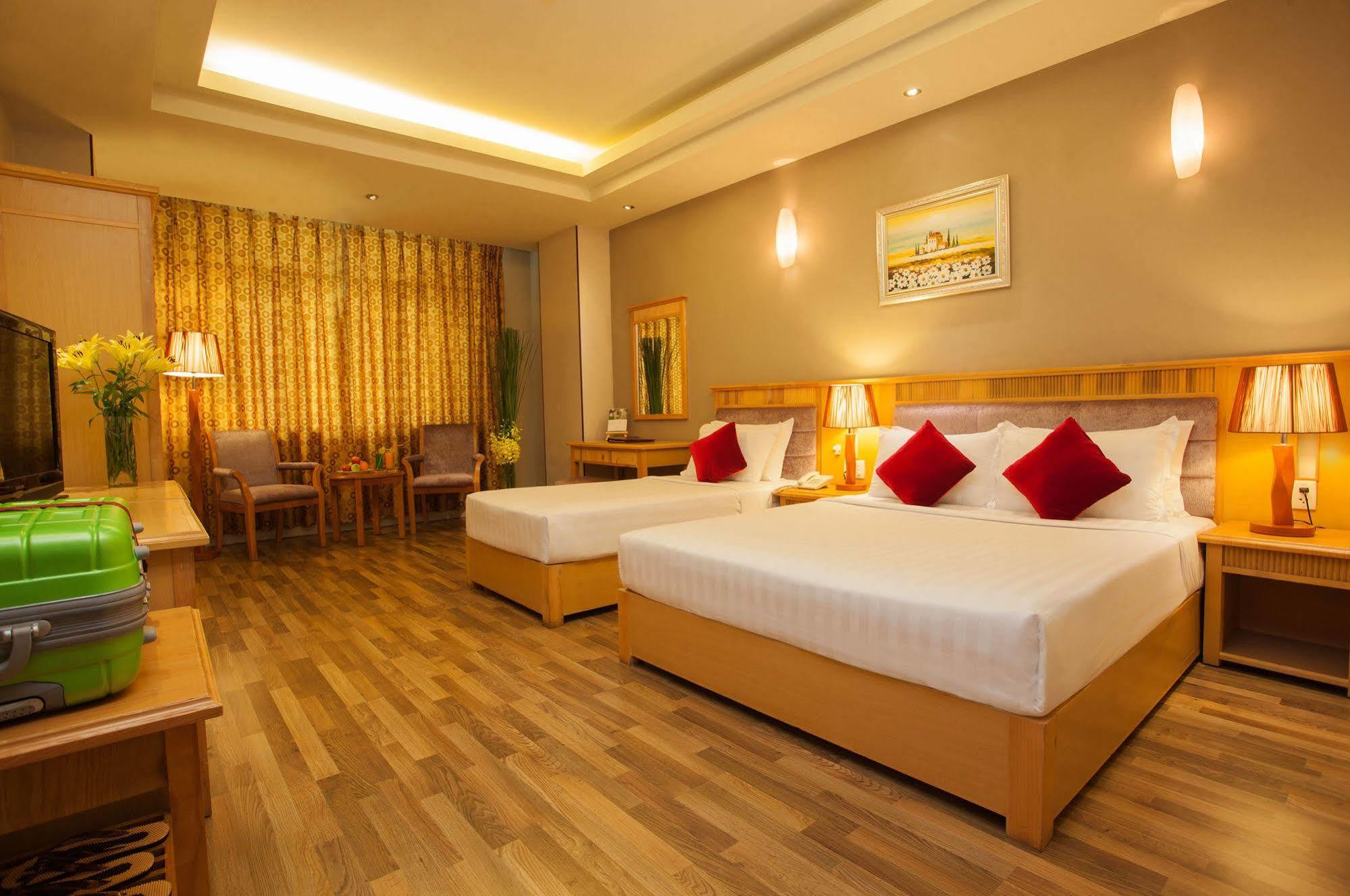 Silverland Min Hotel Thành Pho Ho Chí Minh Esterno foto