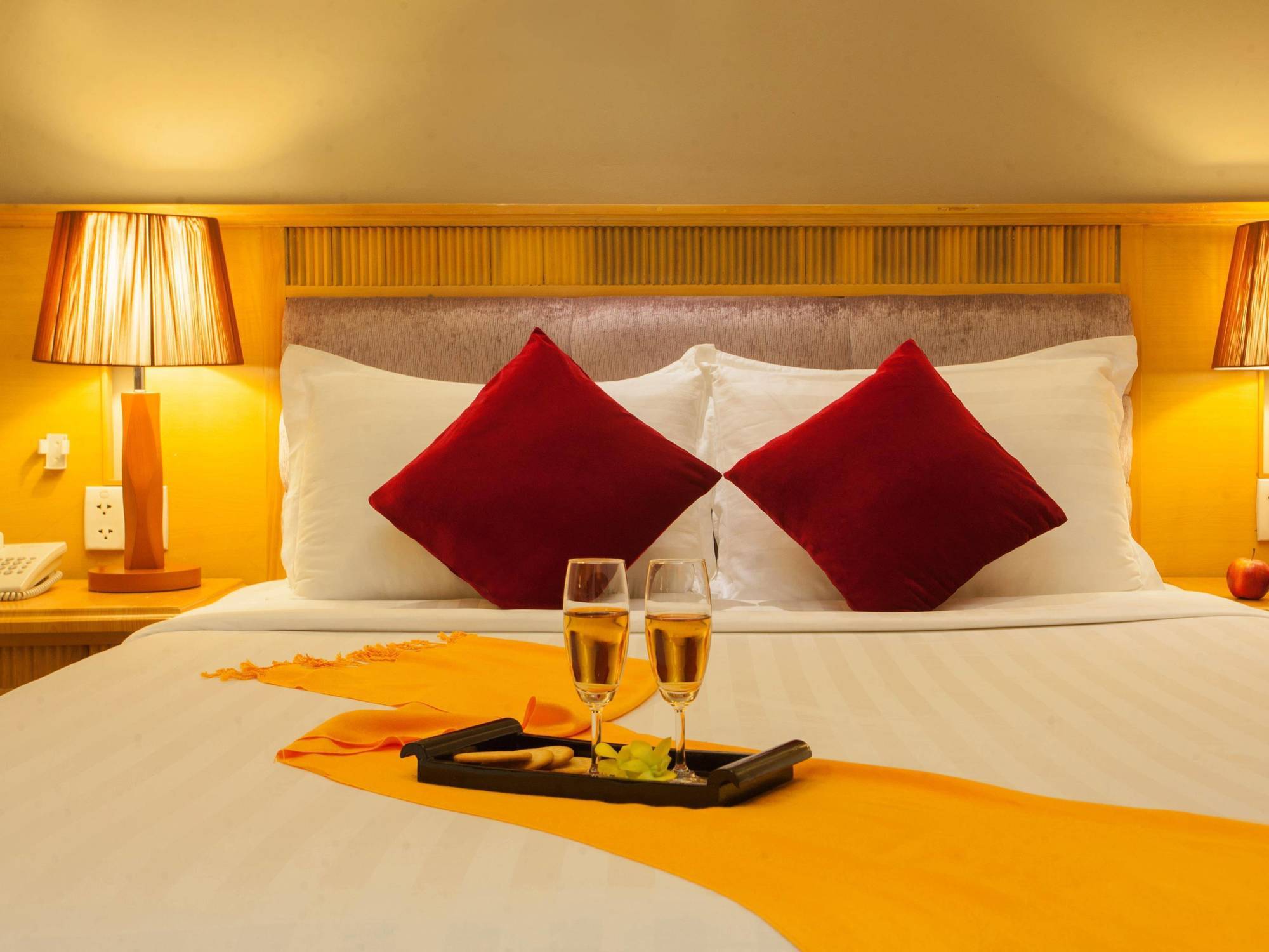 Silverland Min Hotel Thành Pho Ho Chí Minh Esterno foto